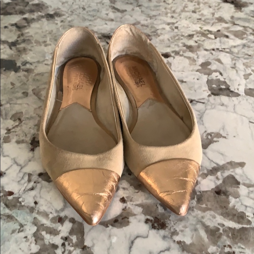 Michael Kors gold pointy flats